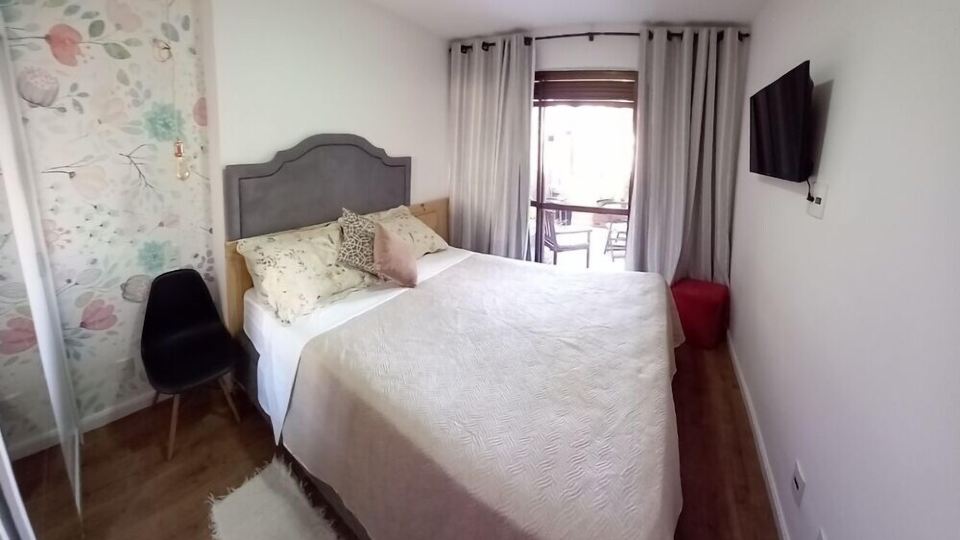 Apartamento no Centro da Cidade com Piscina, Sauna, Ar-condicionado e Jacuzzi