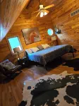 Wisconsin Dells Gathering for 15 Guests/7.5 Acres/5 mins from Downtown Dells