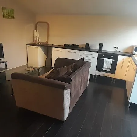 Entire Spacious Cabin with Private Garden