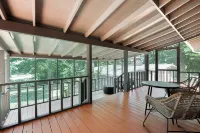 Serene Lake Oasis ~ King Bed