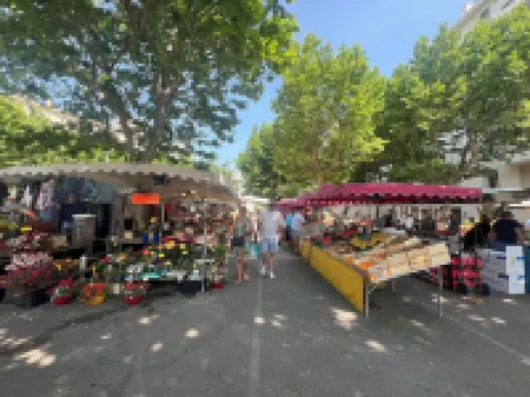 T1 bis, near beaches