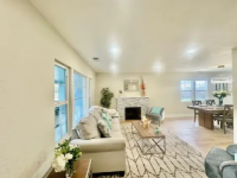 3-bedroom house in peaceful Campbell with WiFi