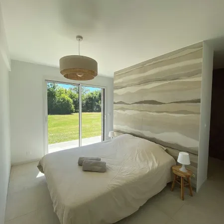 La Villa Saint-Léger - 5 Bedrooms - Swimming pool - garden