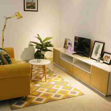 La Vie En Rose/Yellow Others