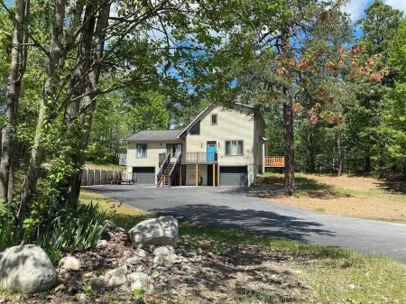 West Mt View- 15 min. to Lake George!