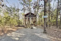 'bluebird Treehouse' Near Kiamichi Mtns w/ Hot Tub - Apartments