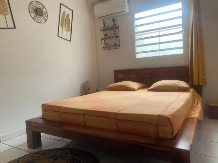 Les Tourterelles Vous Accueille Dans une Maison Dans le sud de la Réunion Отели в г. Сен-Жозеф