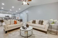 Atlanta Getaway with Private Yard 3 Mi to Airport