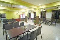 Whispering Woods Inn - Stay & Enjoy in Nature ! - breakfast