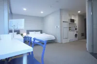 The Comfortable Trini Hotel Hotels near Everland