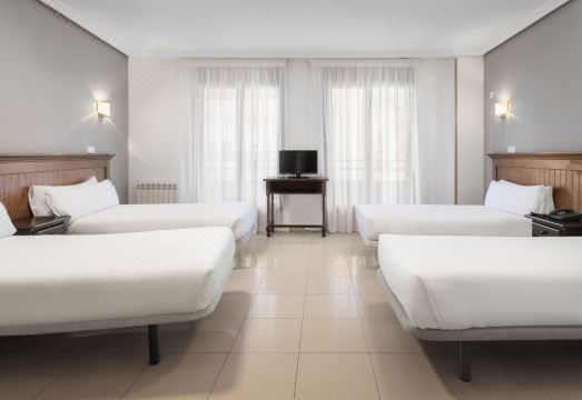 호텔 내부 전경