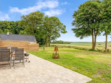 "Geraldine" - 3.5km to the Fjord