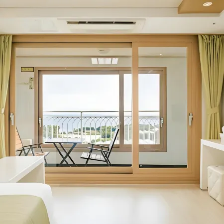 Marine Port Resort Отели рядом с достопримечательностью «Храм Якчхунса»