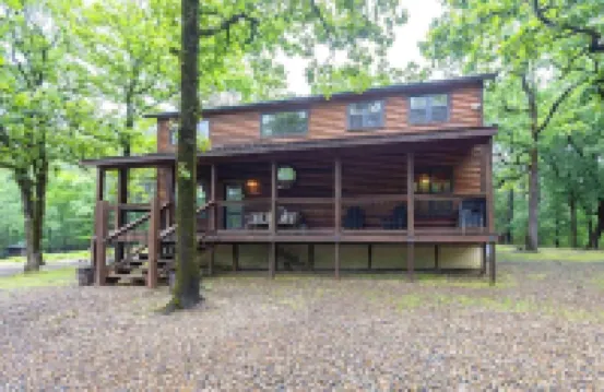 Bison Point Smoker Grill Corn Hole Fire Pit Hotels in 