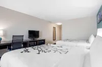 La Quinta Inn & Suites by Wyndham Auburn - Gym