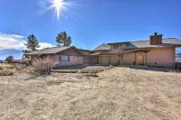 Luxe Twin Lakes House w/ Mountain & Lake Views! - WiFi