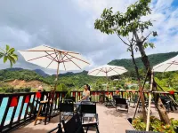 Mit Retreat Hotels in Hoa Binh