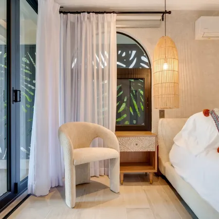 Flamingo Marina Private Beachfront Escape