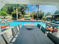 California Dream House w/pool & tennis court