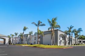 Hourglass Hotel, Trademark Collection by Wyndham