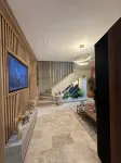 High Standing Duplex - Pool & Sun
