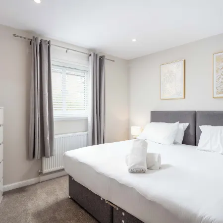 Harbour House - Donnini Apartments Отели рядом с достопримечательностью «Библиотека Карнеги»