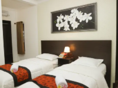 朗格家庭旅館 Kabat酒店