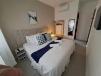 Pousada Fullano _ Entre Copacabana e Ipanema – Suítes Privativas Confortáveis! Hotel a 