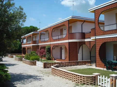Peaceful House with Pool and Terrace