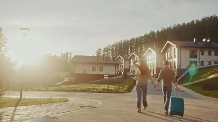 Санрайз Хилл Отели рядом с достопримечательностью «Памятник А.П. Чехову»