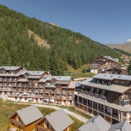 Apartment in Allos with balcony