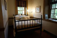 布朗斯通科洛尼地旅館 - 民宿 (B&B)