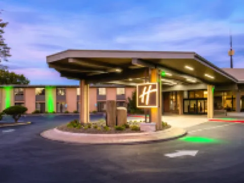 Holiday Inn RICHLAND ON THE RIVER by IHG Hotels in Richland