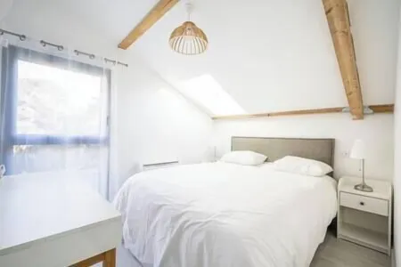 Apartment Comfortable in the Centre of Pau: Parking, AC... Отели в г. Пау