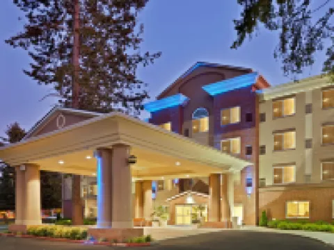 Holiday Inn Express & Suites LACEY - OLYMPIA by IHG Hoteles en Lacey