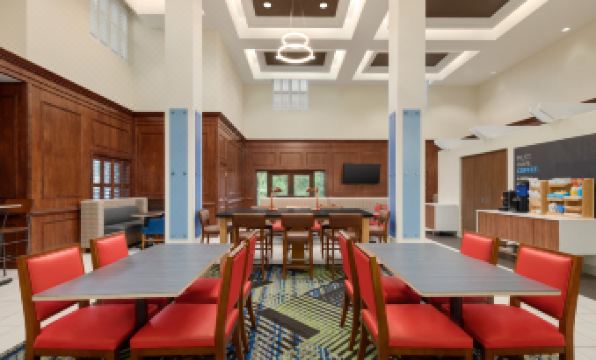Holiday Inn Express & Suites CHARLESTON - MOUNT PLEASANT by IHG