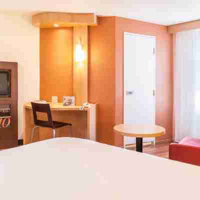 Hôtel Ibis Poitiers Centre Rooms