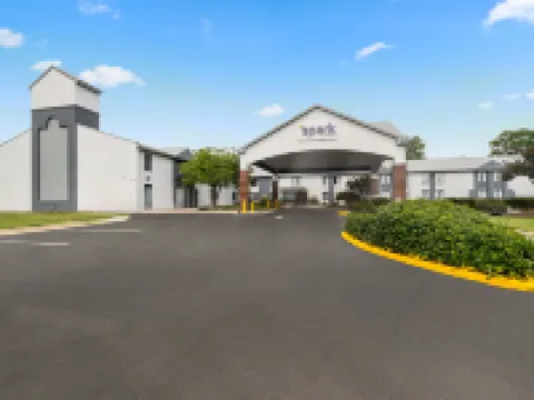 Spark by Hilton Waldorf ウォルドーフのホテル