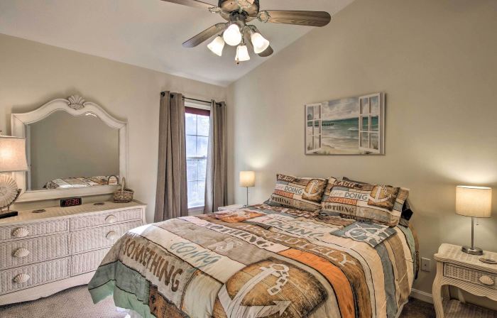 2 Mi to Golf: Hot Tub Hideaway in Ocean Pines