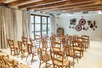 Conti Thun Wine Resort Hotel a Calvagese della Riviera