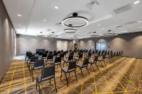 Holiday Inn CHICAGO – TINLEY PARK by IHG - parking