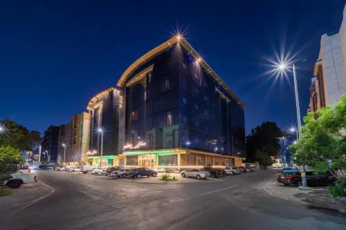 Sunday Red Sea Fountain Alhamra Formerly Vivid Plaza Hotel