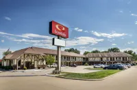 Econo Lodge University