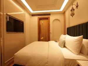 Empire Platinum Suites