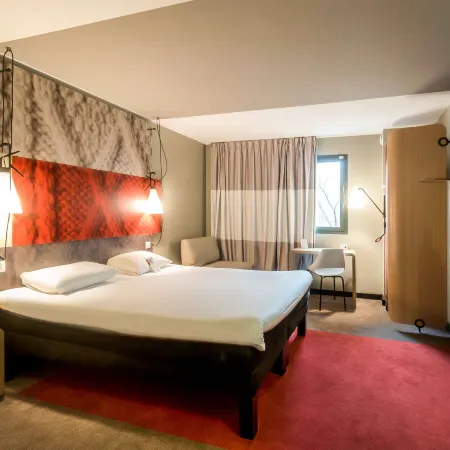 Ibis Bordeaux Centre Bastide