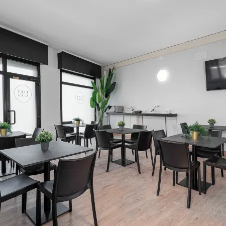 Urban Hotel