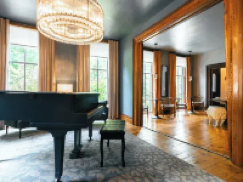 Amaya Bed&Breakfast Hotels in Durham
