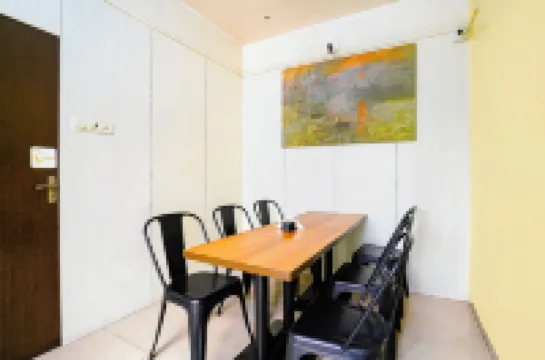 FabHotel Wellax 24 Service Apartments