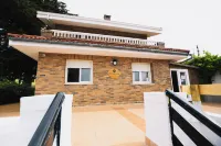 Loredo Surf House - Pensions