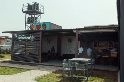 Grayville Hotels and Bistro Hotels in 